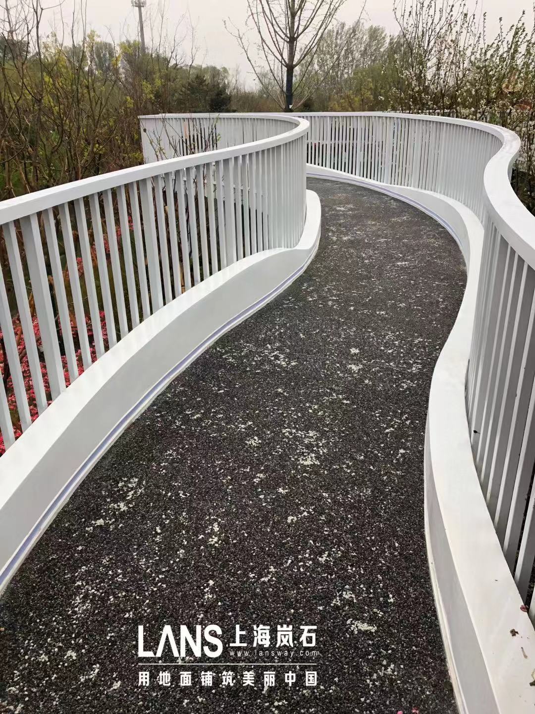 上海岚石发光路面